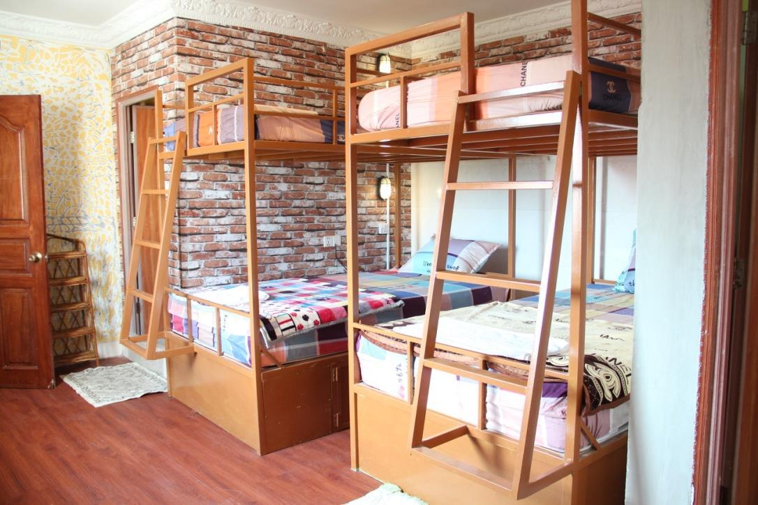 Pich Guesthouse Пном Пен Екстериор снимка