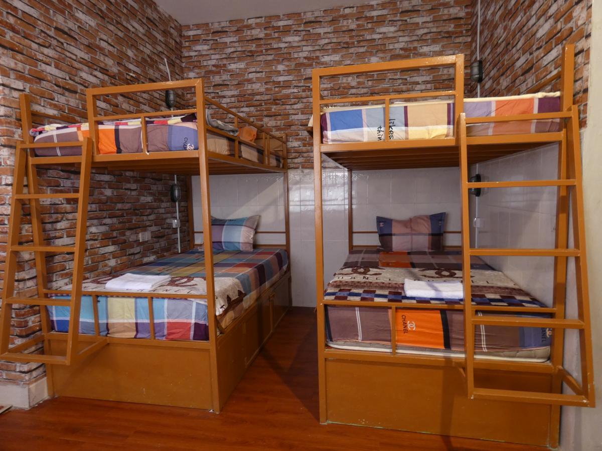 Pich Guesthouse Пном Пен Екстериор снимка